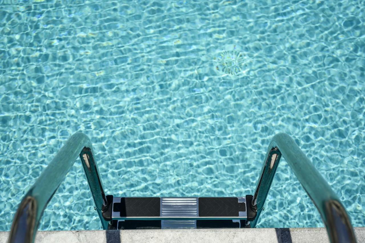 Athina Suites Luxury Suites Near The Sea Platanias Platanias  Bagian luar foto